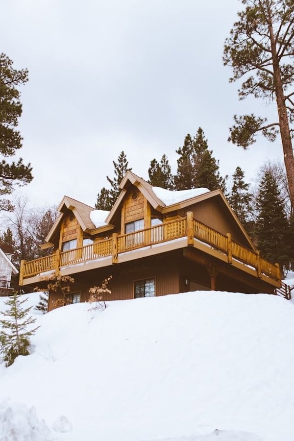Quelles stratégies pour déménager une cabane pour enfants en bois ?